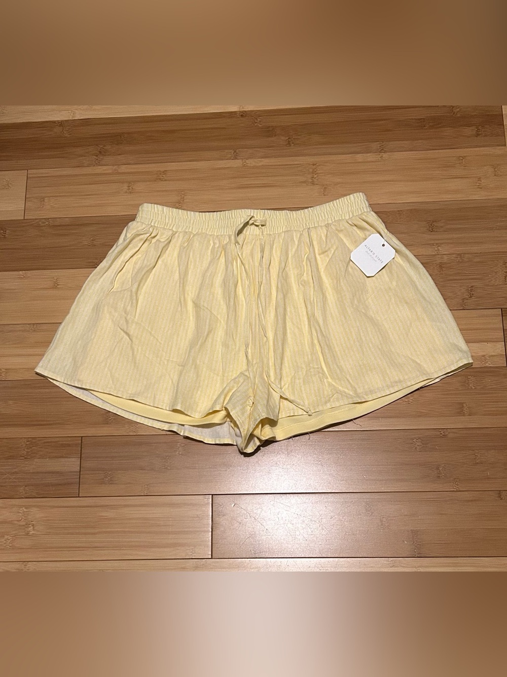 💛 NWT Altar’d State shorts